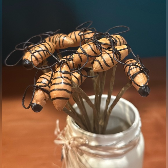 NEW - Handmade Primitive / Natural Boho Bee Stems / Picks (10 Pieces) - Picture 2 of 4